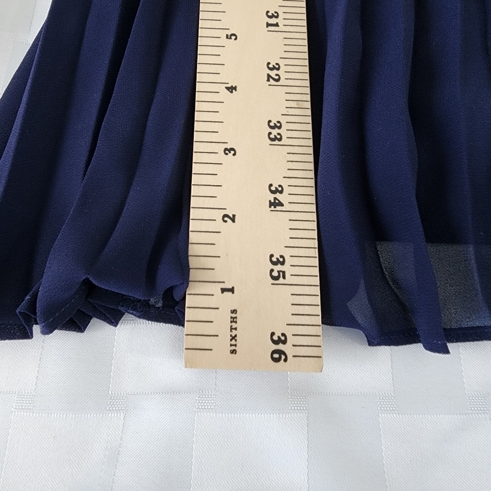 A. BYER Blue Pleated Scoop Neck Dress Size M - Picture 7 of 9